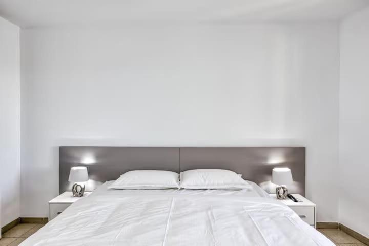 Apartamento Con Vistas A Mar Y Canal. Empuriabrava Dış mekan fotoğraf