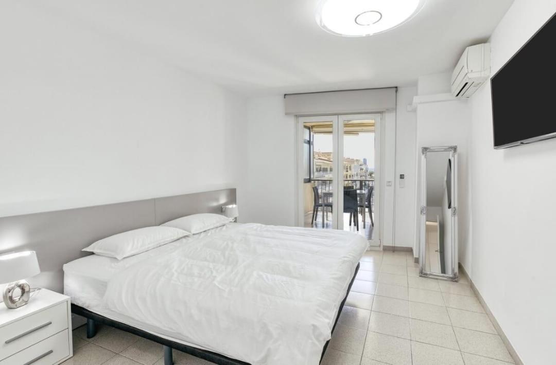 Apartamento Con Vistas A Mar Y Canal. Empuriabrava Dış mekan fotoğraf
