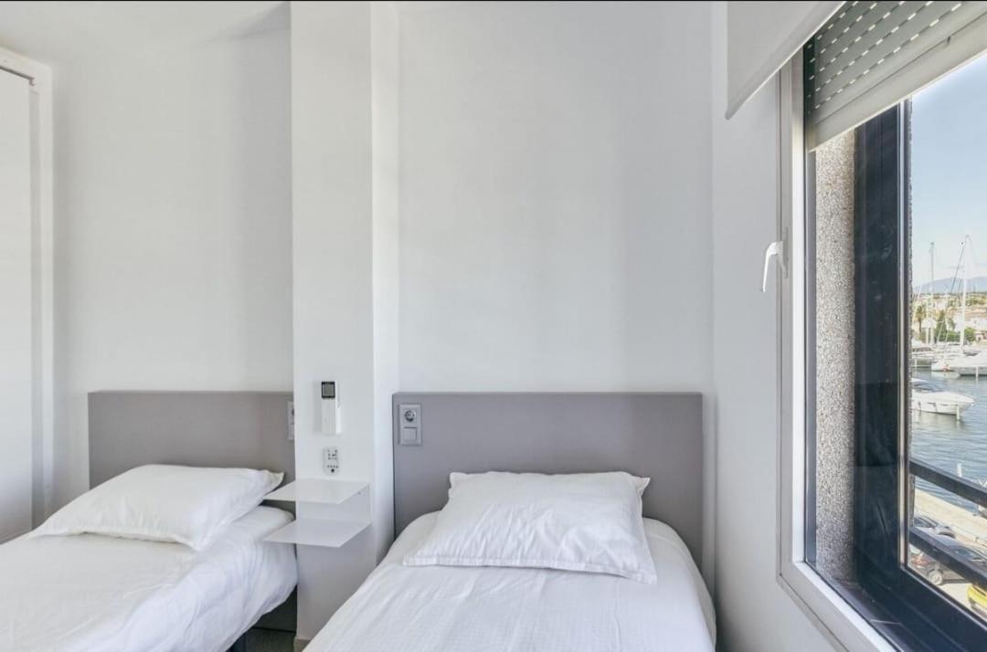 Apartamento Con Vistas A Mar Y Canal. Empuriabrava Dış mekan fotoğraf